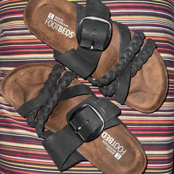 White mountain nwot! black side 8 slide buckle sandals - Picture 5 of 8